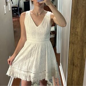 DO+BE White Sleeveless V-Neck Mini Sundress